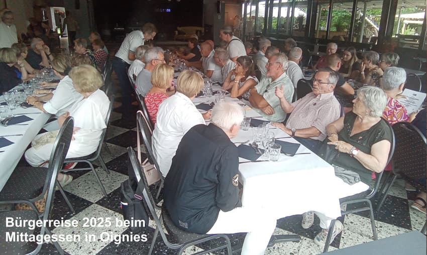Bürgerreise 2025 Oignies beim Mittagessen